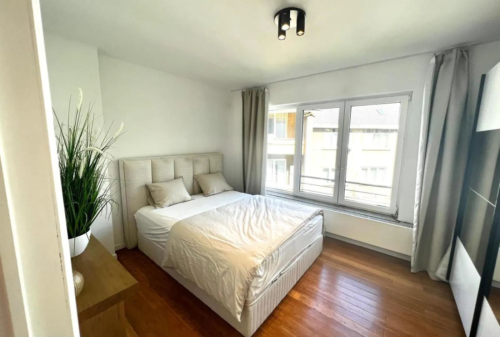 Wolu Suites Brussels Apartment